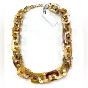 Stylish Honey Gold Resin Link Necklace - Women Jewelry